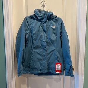 BNWT The North Face womens evolve II Triclimate Jacket in Provincial blue Small